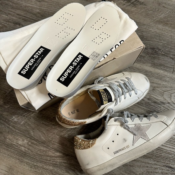 Authentic Golden Goose size 38 like new! Comes with box and bag! Wore once - Picture 6 of 6